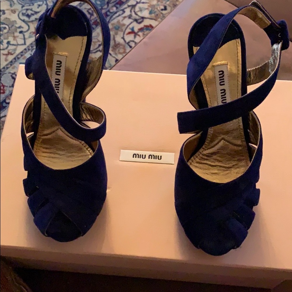 Miu Miu Navy Heel